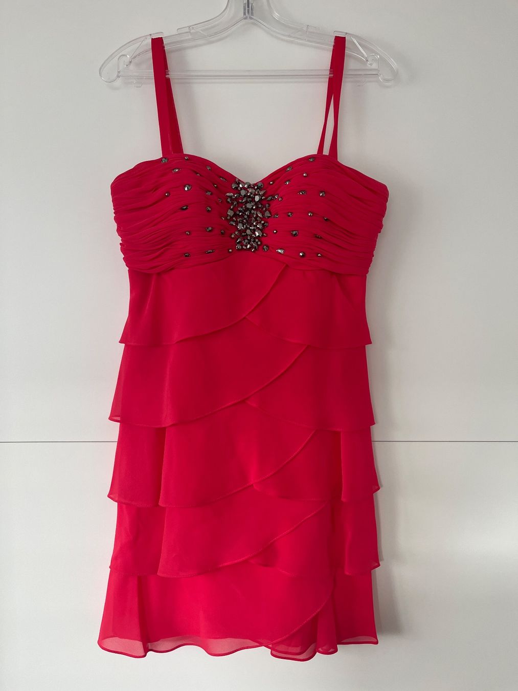 Kleider: Elegantes, Cocktailkleid mit Stola – Gebraucht aus Abtwil SG von Isi1