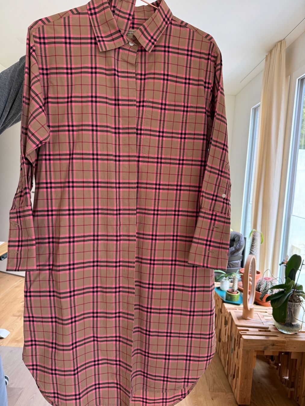 Burberry Kleider: Burberry Shirt Dress – Neu (gemäss Beschreibung) aus Kilchberg ZH von deedee3