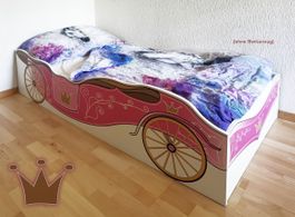 Prinzessinnenbett in Kutschenoptik