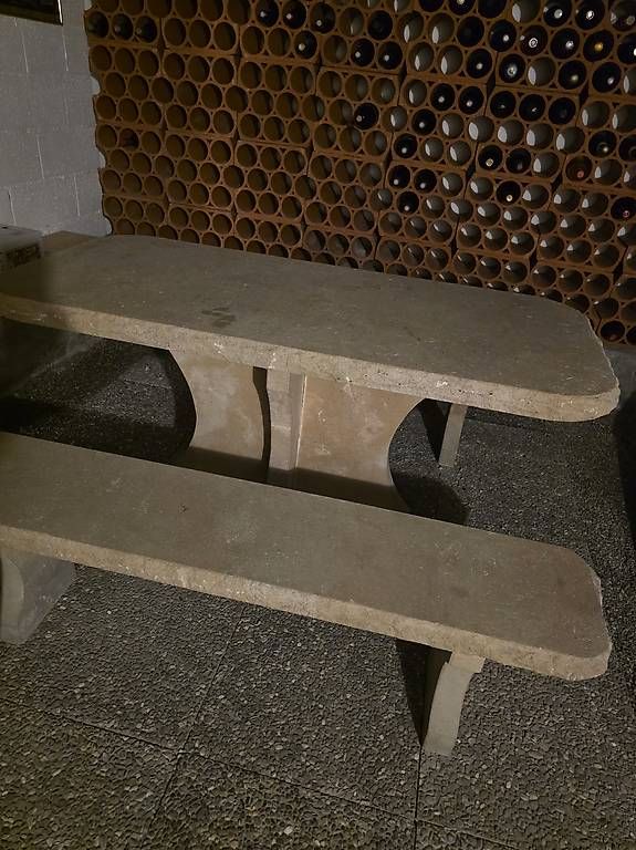 Tische: Table en pierre – Gebraucht aus Ardon von gae_y2dd