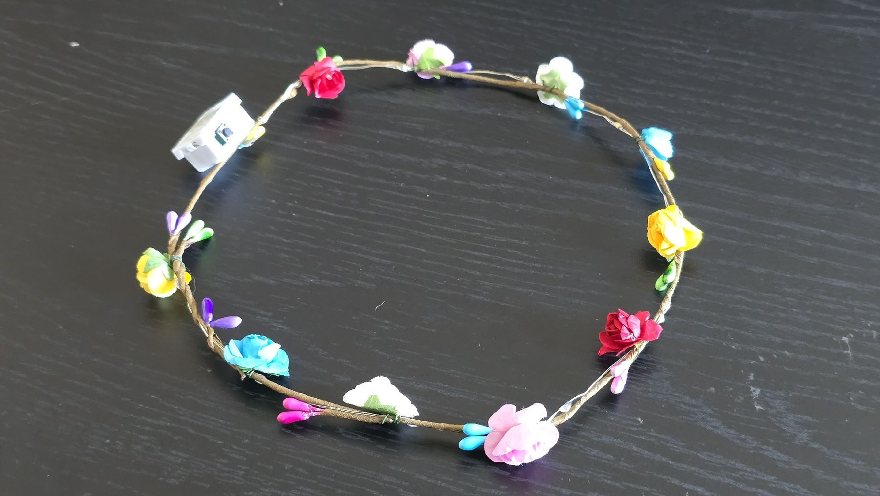 Costumi: Kopfschmuck LED Blumenkranz // Rave / Party – Nuovo (secondo la descrizione) da Thalwil venduto da VitaMini 2