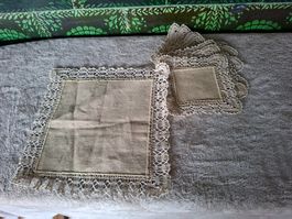 7-teiliges, Vintage Deckenset aus gröberer Leinen+Spitze,neu