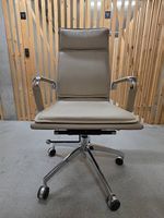 Livique Bürostuhl Laelia Beige Leder/Aluminium