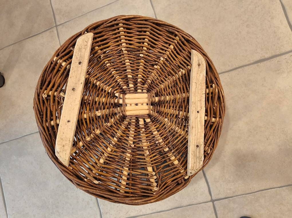 Sonstiges für Haushalt & Wohnen: Magnifique panier en osier – Gebraucht aus La Praz von Subaru5 3