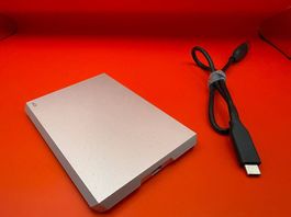 LaCie 2 TB externe Festplatte  USB