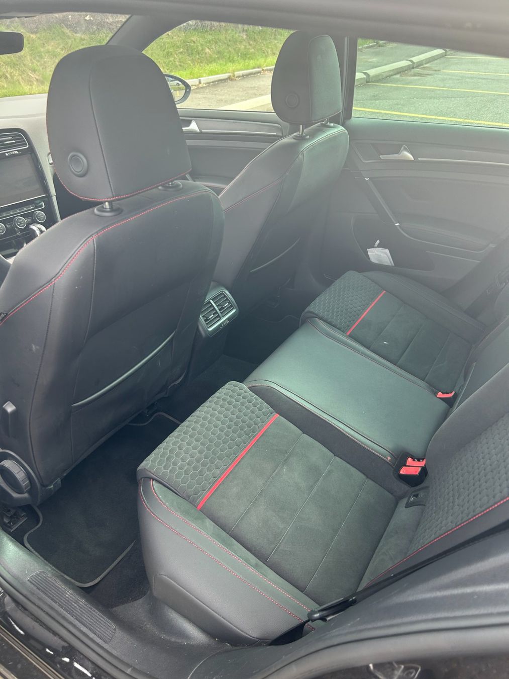 VW Autos: VW Golf 7 GTI 245 PS – Gebraucht aus Pfäffikon ZH von Diego107 7