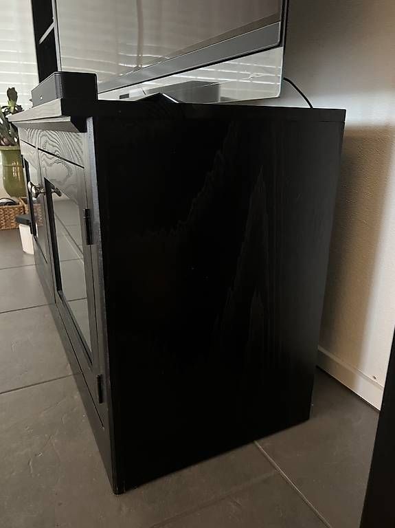 TV Möbel: Tv Möbel/console – Gebraucht aus Rüschlikon von CourtneyM 1