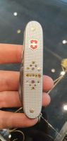 SCHWEIZER TASCHENMESSER MIT ECHTEN SAFIR