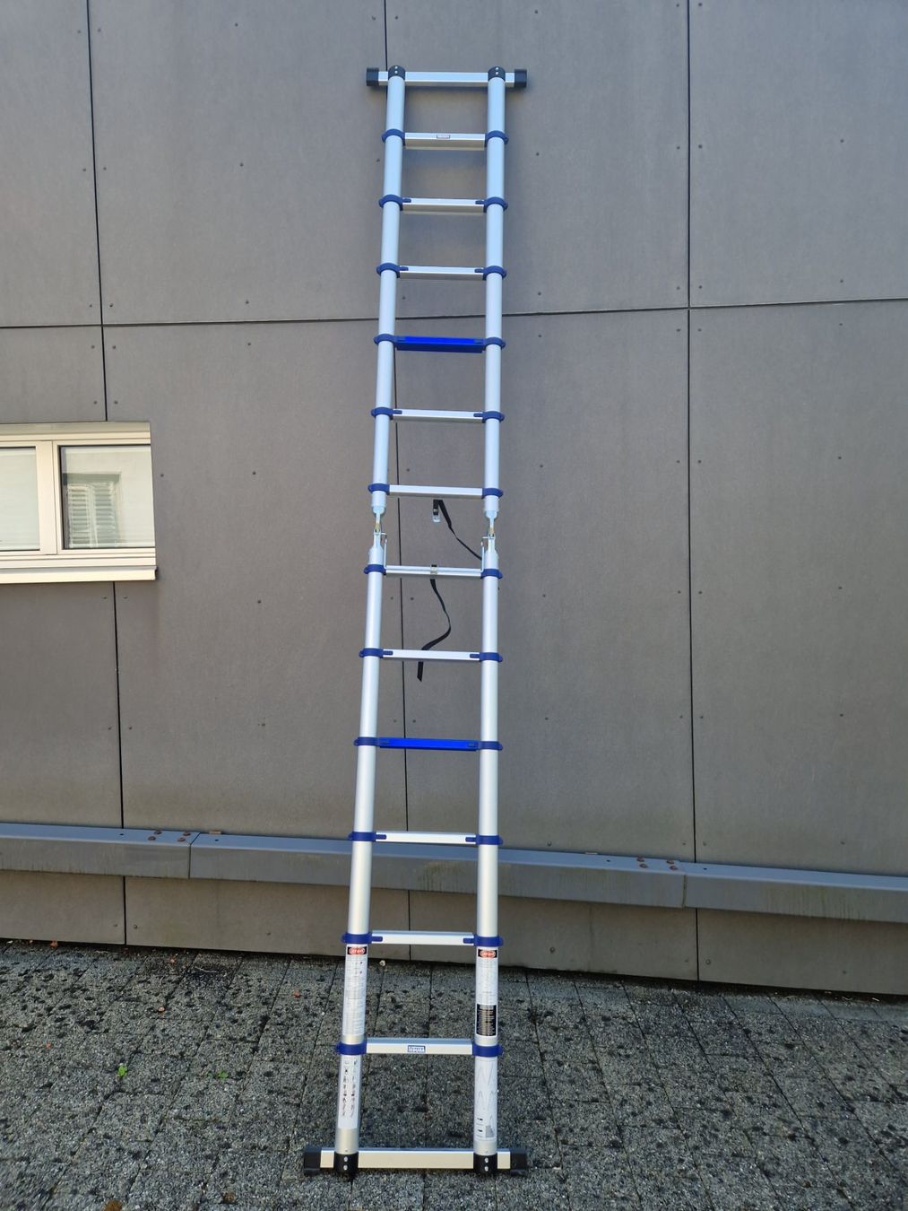 Scale: Tedura Alu-Teleskop-Klappleiter, 3.85 m – Nuovo (secondo la descrizione) da Cham venduto da Dave63 1
