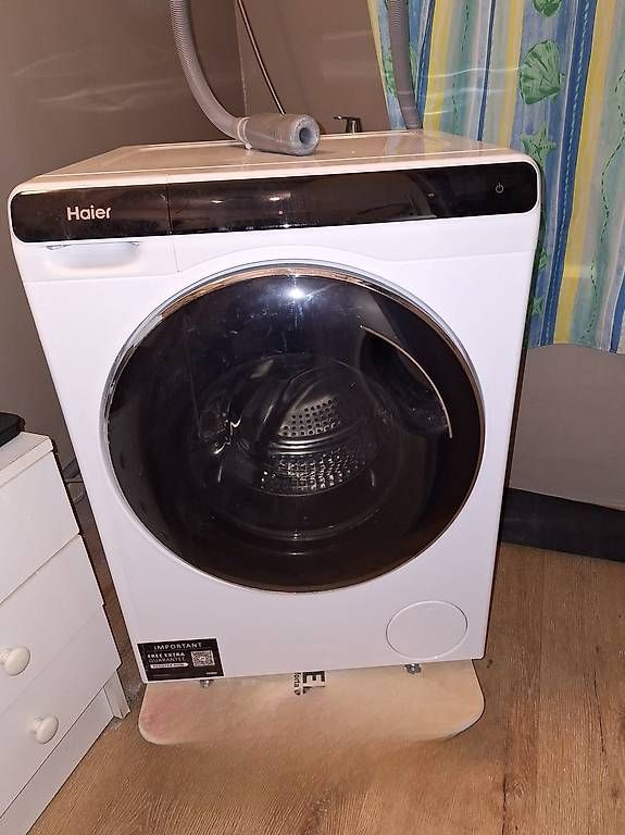 Waschmaschinen: Lave-linge  – Gebraucht aus La Chaux-de-Fonds von Riquet2300 1