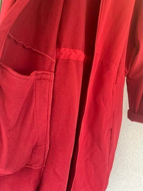 Tchibo Cappotti: Damen Softshellmantel, dunkelrot, XXL – Usato da Winterthur venduto da amozart 3
