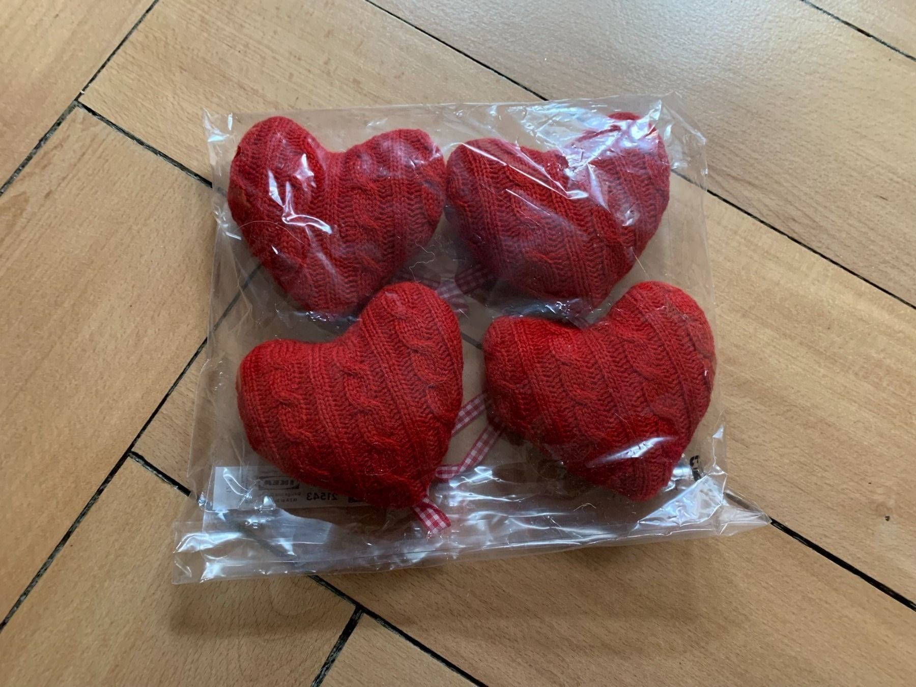 Ikea Tutte le decorazioni: IKEA - Stoff Herzen rot NEU – Nuovo e nell'imballaggio originale da Zürich venduto da Diazaio
