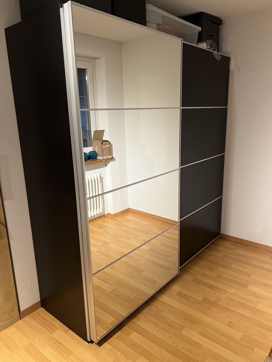 Armadi: Ikea Pax Kleiderschrank – Usato da Reiden venduto da Husaberg93