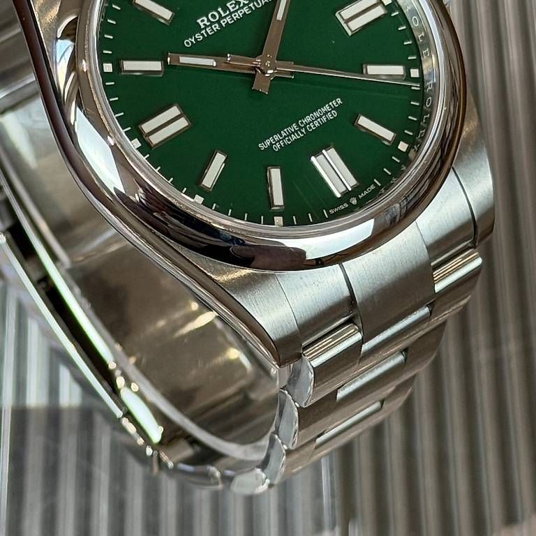 Uhren: Rolex Oyster Perpetual 41mm 124300 – Gebraucht aus Genève von minty.watches 6
