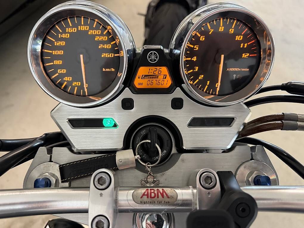 Yamaha Strada: Yamaha XJR1300 || 2006 – Usato da Kriens venduto da Patrick_Pales 4
