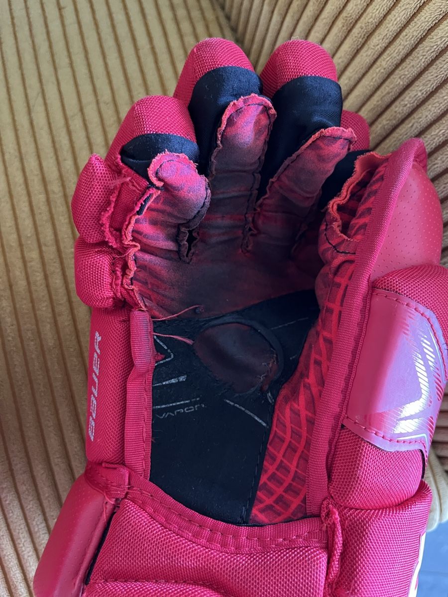 Bauer Altri accessori da uomo: Eishockey Handschuhe Bauer Rot Gr 14 – Usato da Rechthalten venduto da Trikot-master 5