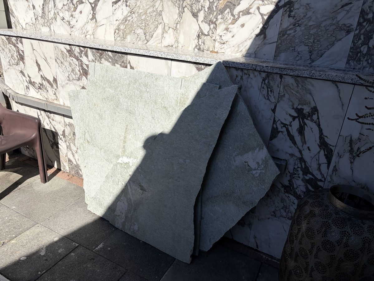 Steine & Dachziegeln: Granit Restposten 2cm – Gebraucht aus Günsberg von higa4524 1