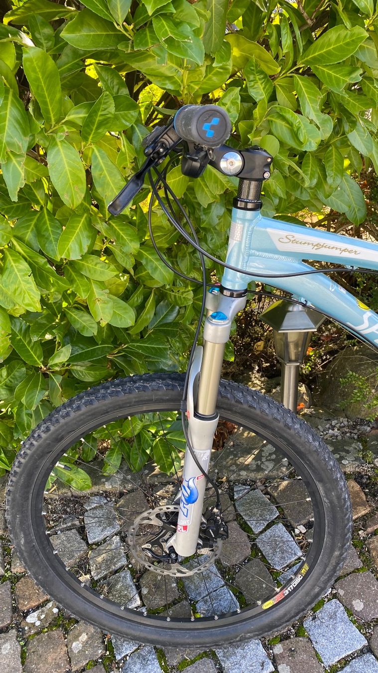 Specialized Velos: Zum Verkauf steht ein  gebrauchtes Specialized Stumpjumper – Gebraucht aus Tüscherz-Alfermée von president02 1