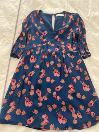 Le petite étoile dress floral blue size 2 new