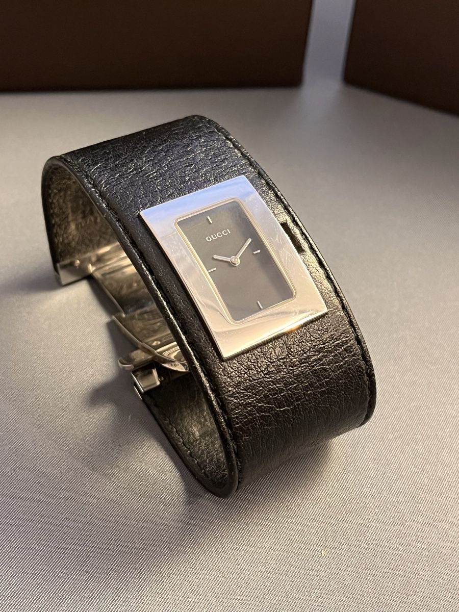 Gucci Montres: Gucci Bangle – D'occasion à Nyon par GenevaLuxuryWatches