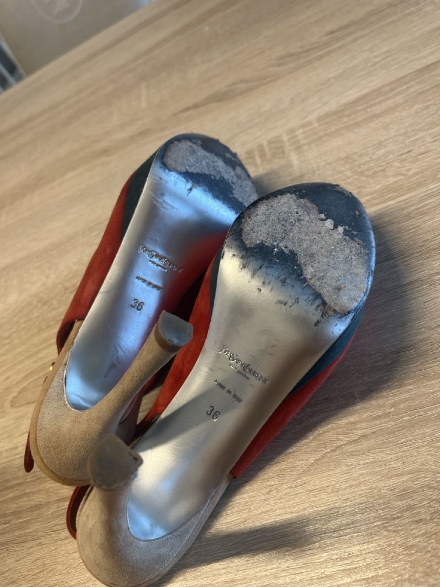Saint Laurent Damenschuhe: YSL Pumps rot Wildleder Grösse 36 gebraucht – Gebraucht aus Rotkreuz von jef_by8b 2