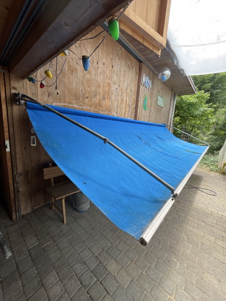 Markisen: Sonnenstore antik – Gebraucht aus Embrach von Siht9525 1