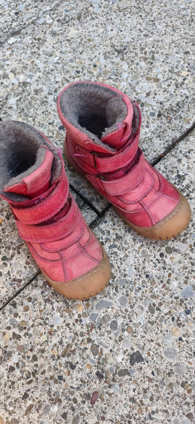 Scarpe per ragazze: Winterstiefel Mädchen – Usato da Winterthur venduto da OldShatterhand1.