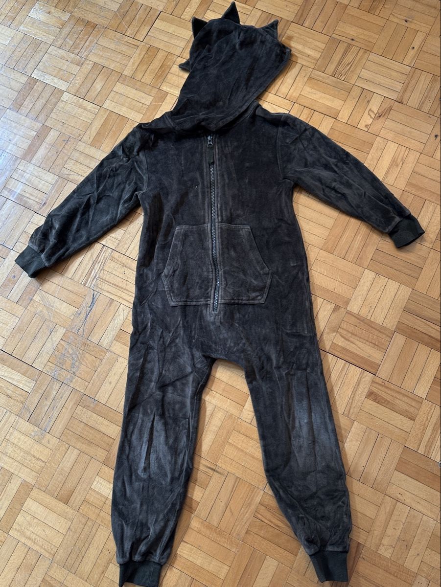 Next Lotti di vestiti: Dino Overall von next Gr. 116 – Usato da Zürich venduto da Paleardi