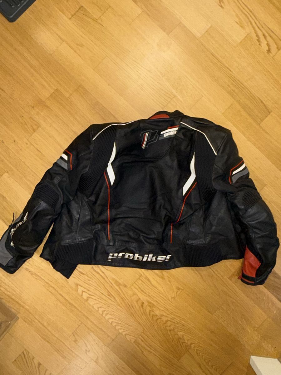 Costumes: Probiker Lederkombi Herren Grösse 48  – Neuf (Voir description) à Oetwil am See par Fabio_R6 4
