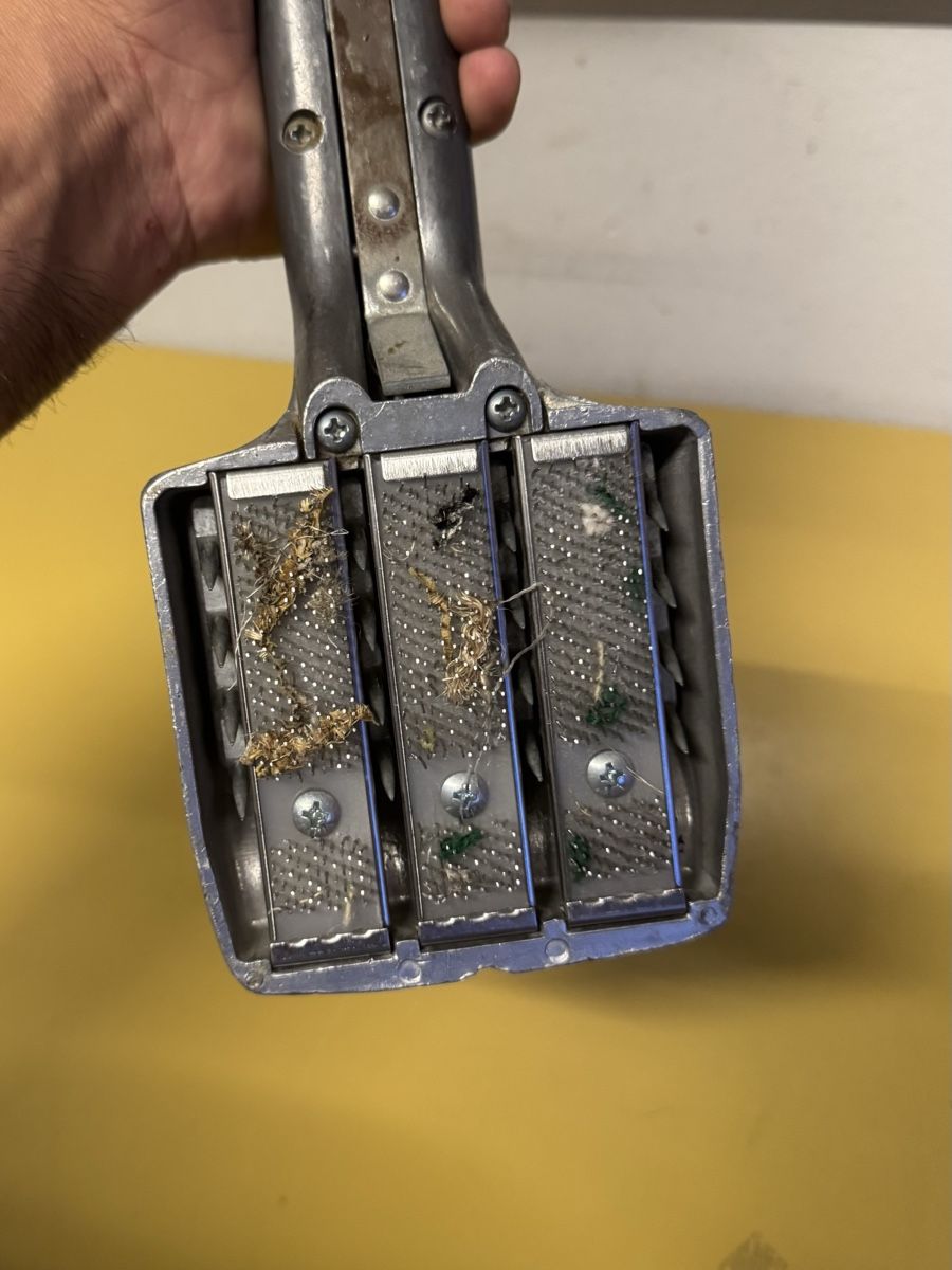 Tutti gli attrezzi: Teppichspanner Roberts Metall  – Usato da Schlieren venduto da Freundlich02 7