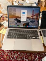 Macbook Pro 13.  2020 M1