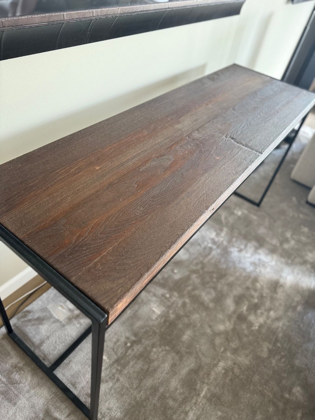 Tische: Beautiful versatile table. – Gebraucht aus Kilchberg ZH von Chua 1