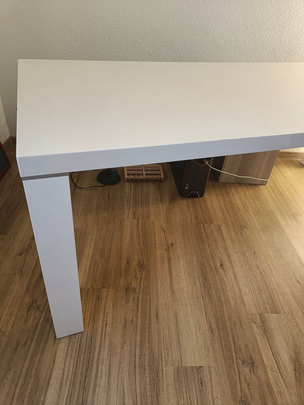 Interio Tavoli: Tisch, Gross und Weiss – Usato da Winterthur venduto da michawint 2