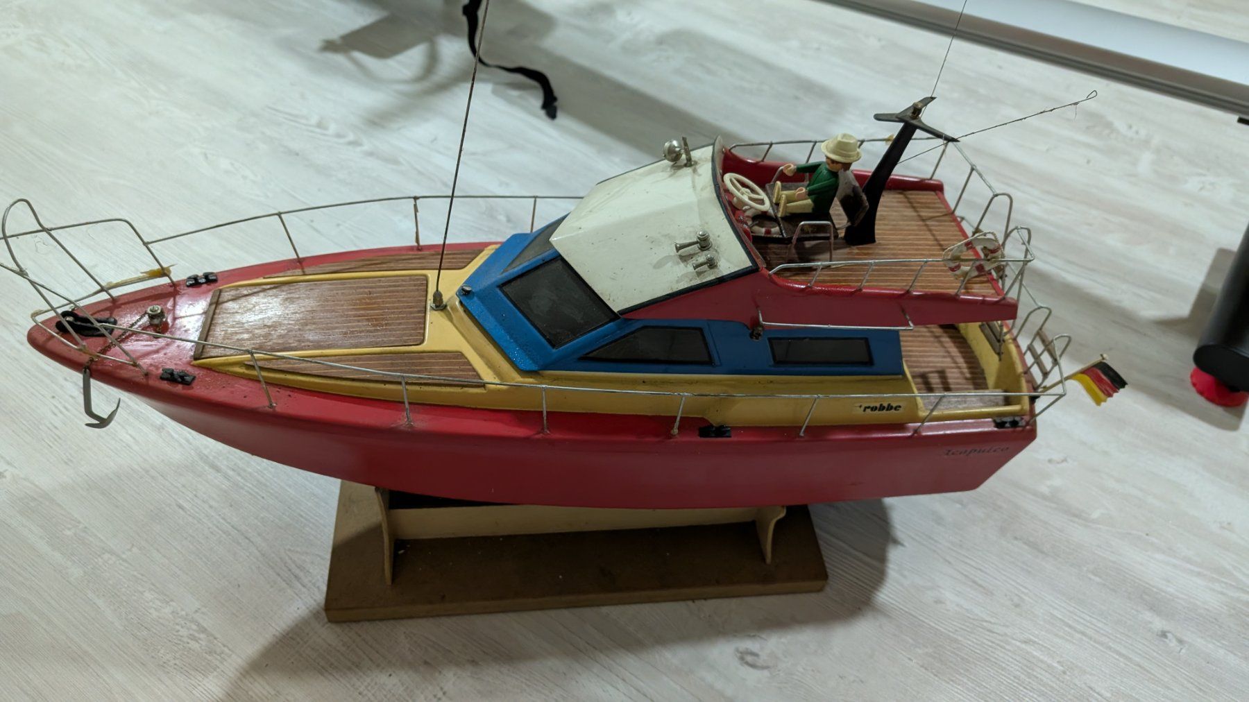Robbe RC Kits de montage: Robbe RC Boot Acapulco – Défectueux à Rohrbach par Zidane6