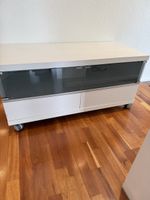 Stabiles TV Möbel weiss/Glas