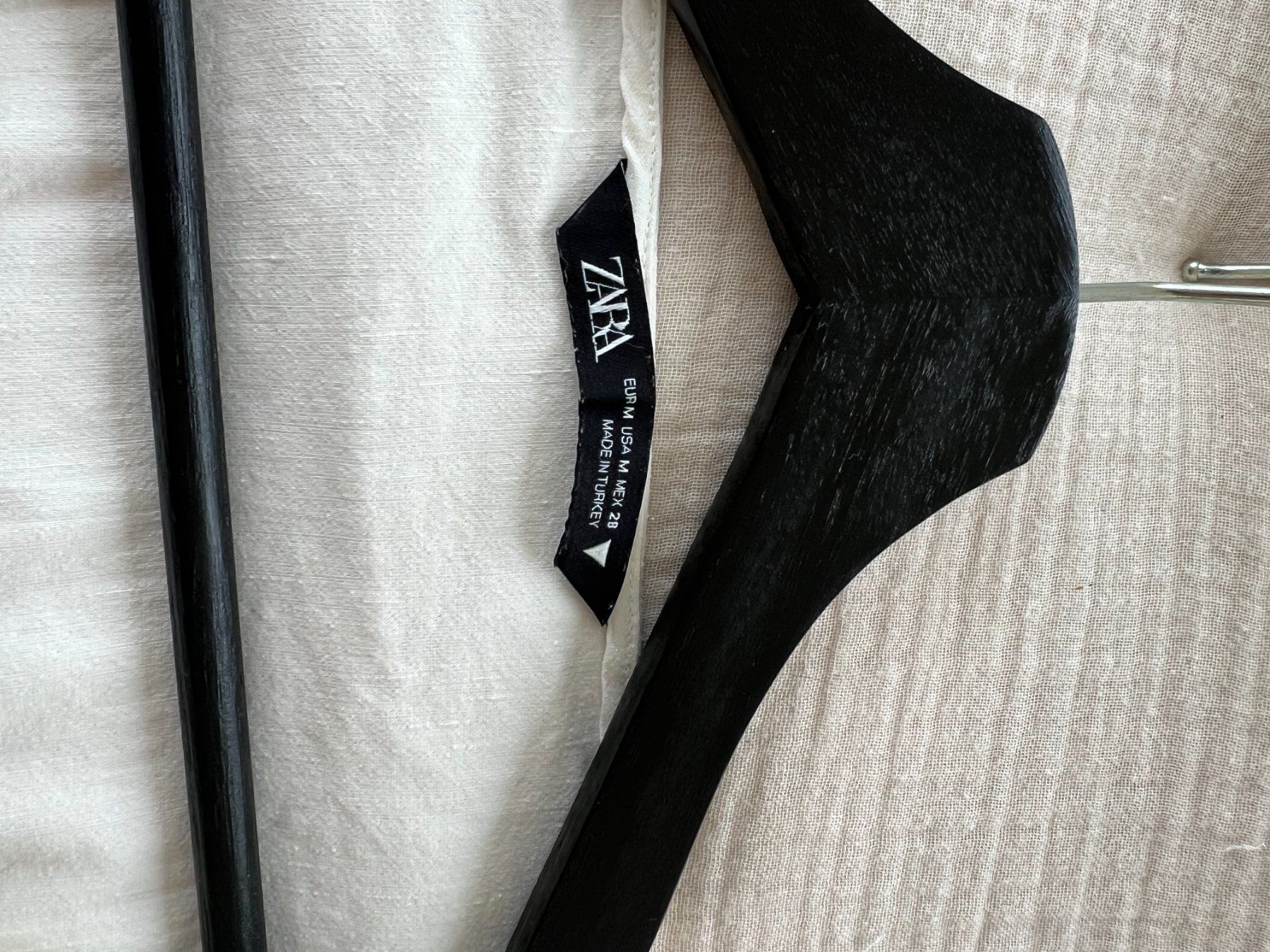 Zara Top: Haut blanc Zara – Usato da Zürich venduto da mps_9cp7 2