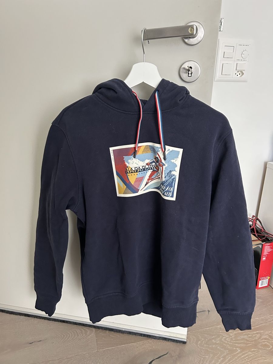 Napapijri Maglioni & Felpe: Napapijri Hoodie – Usato da Baar venduto da sirostoecklin