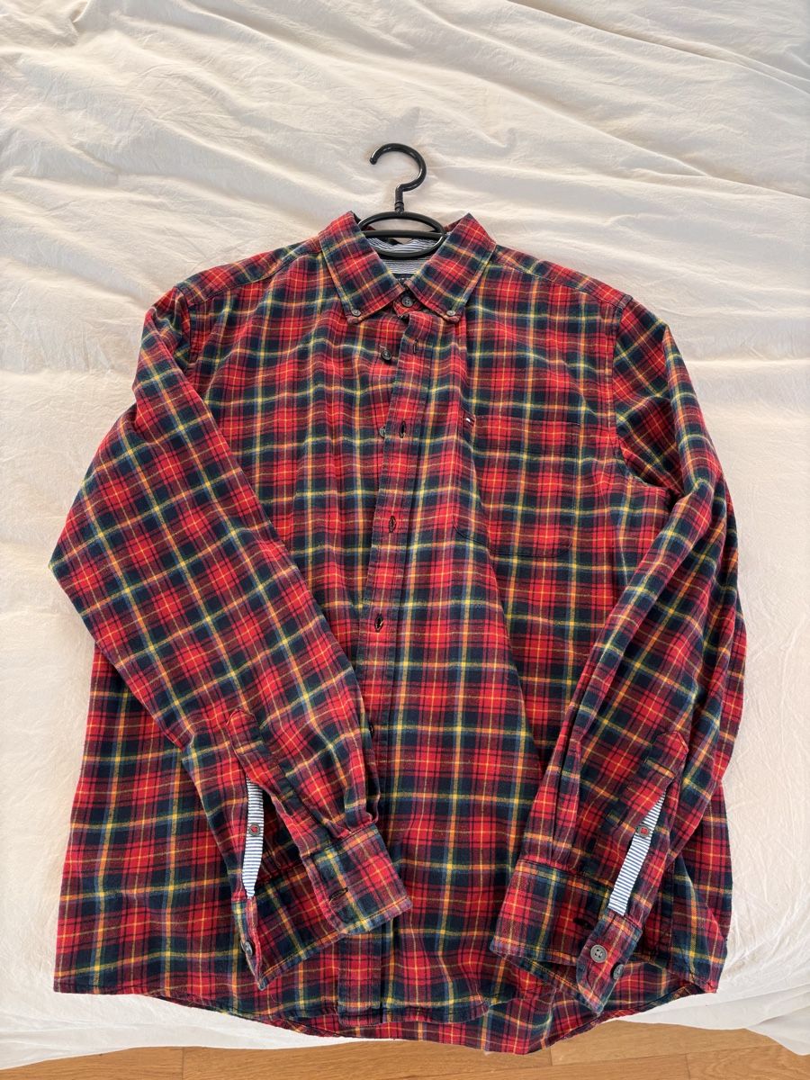 Tommy Hilfiger Camicie: Tommy Hilfiger - Chemise- M – Usato da Remaufens venduto da ezekiel1603