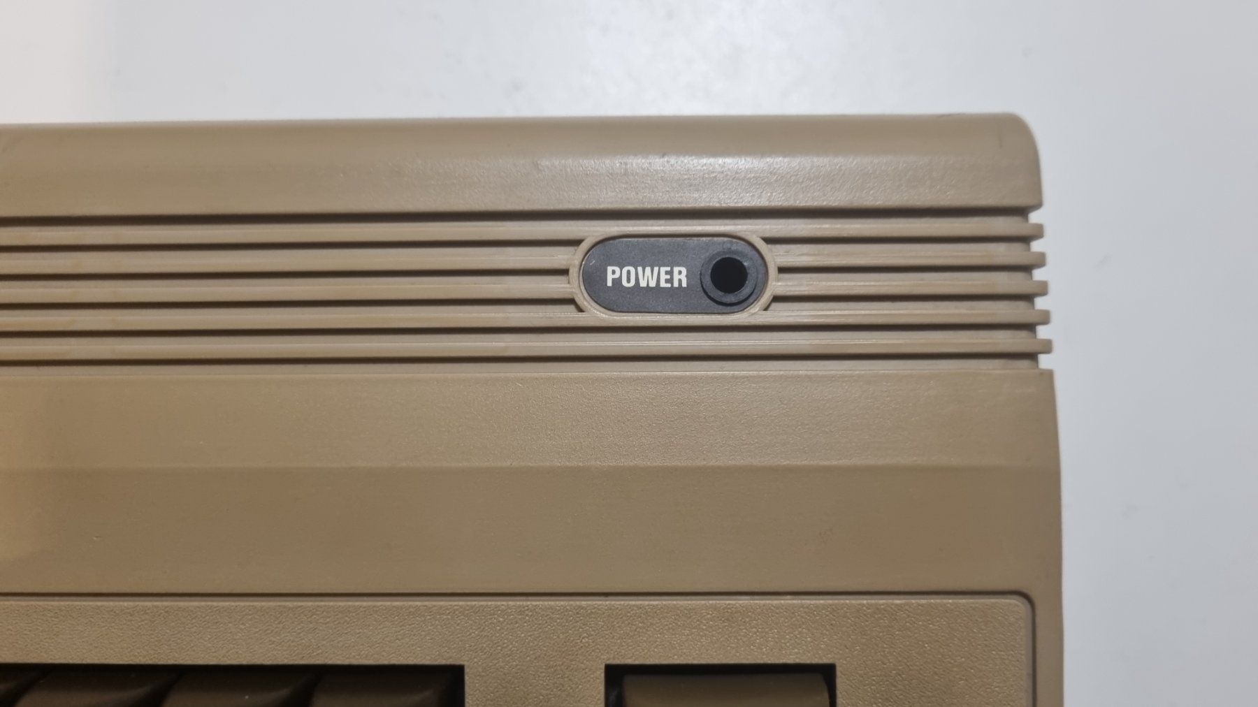 Commodore PC: Commodore 64 – Difettoso da Birsfelden venduto da val_d9c2 1
