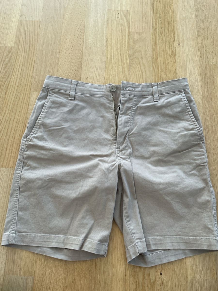 H&M Pantaloni: Shorts von H&M, Grösse S – Usato da Hägendorf venduto da fufj11