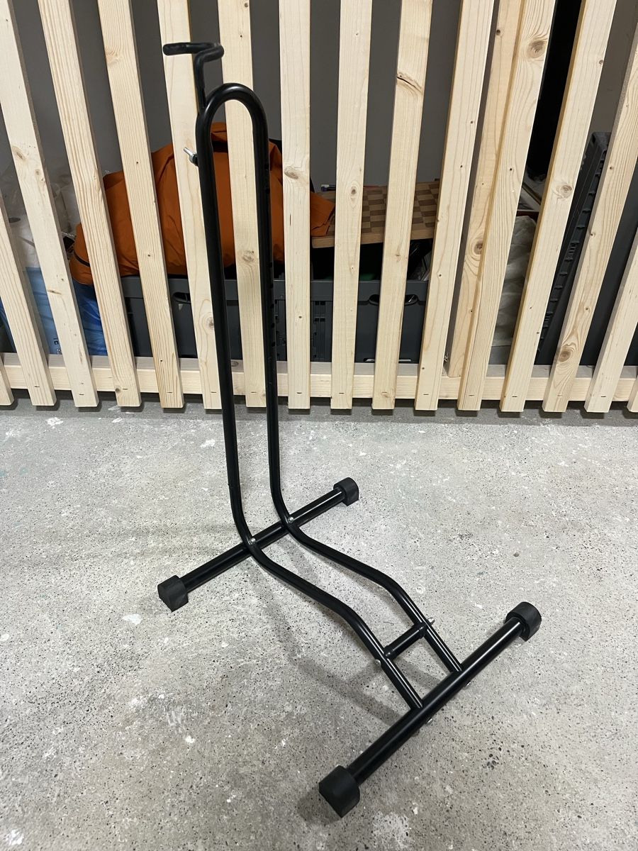 Rateliers à velo: Bicycle stand – D'occasion à Umiken par rus_6r29
