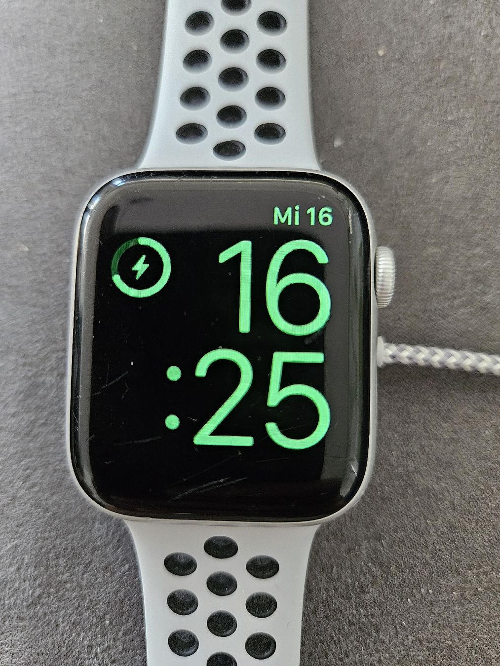 Apple Smartwatch: Apple Watch Nike S6, cellular – Usato da Römerswil LU venduto da Feerdi 3