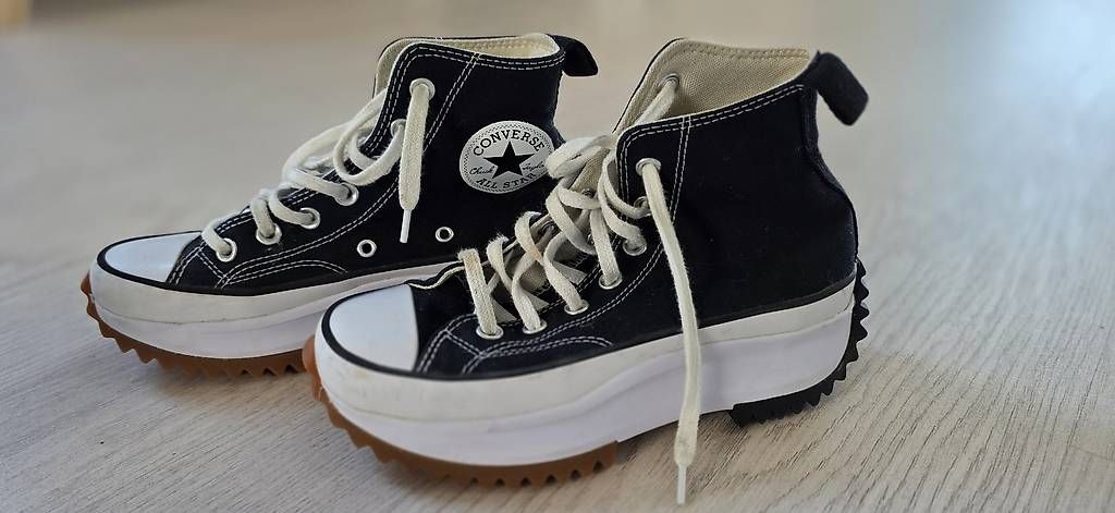 Scarpe da donna: Converse Run Star Hike Hi – Usato da Ersigen venduto da LuOe78