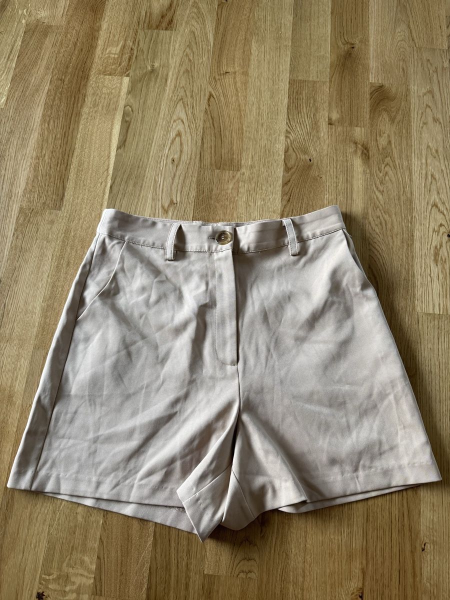 Hosen: Shorts – Neu (gemäss Beschreibung) aus Kriens von g_b_mk7j
