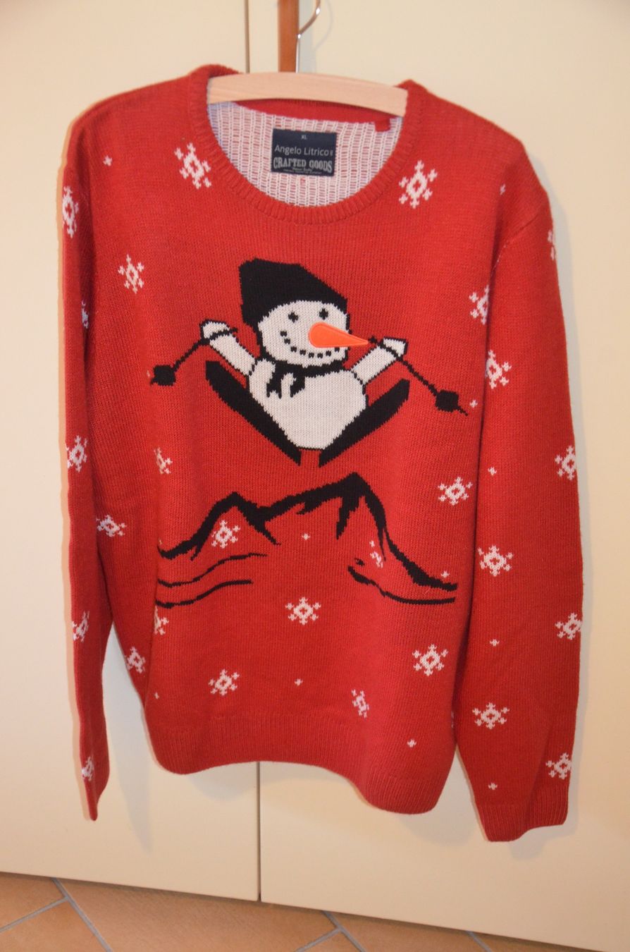 Pullover & Sweatshirts: TAILLE XL - PULLOVER NEU – Neu und originalverpackt aus Chiasso von Dolly015