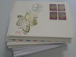 100 FDC's mit Viererblöcken - variantenreich +bessere dabei!