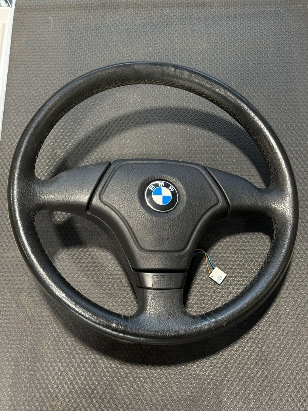 BMW Alle Autoersatzteile: Original BMW Lenkrad E36 – Gebraucht aus Neftenbach von ladu_