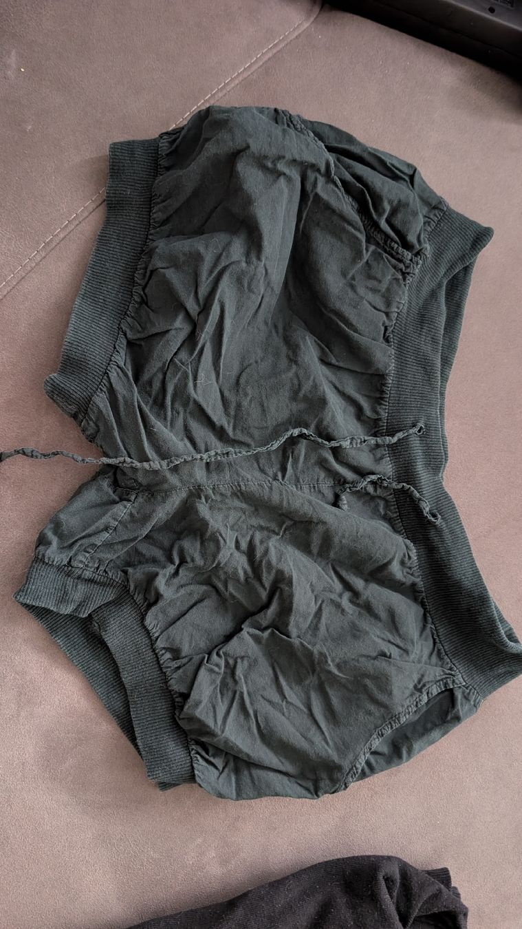 Pantalons: Kurze Shorts – D'occasion à Landquart par raa_g5ms