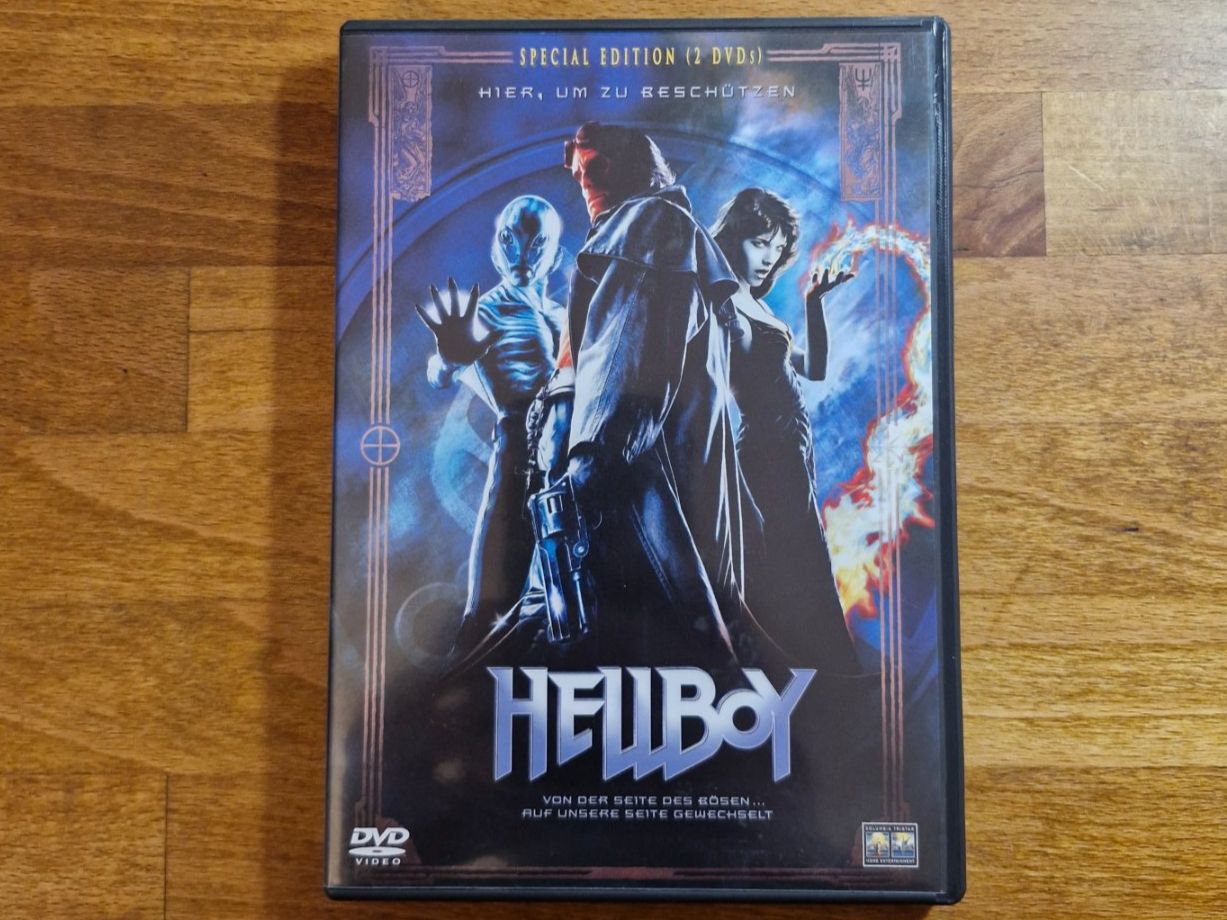Tous les DVDs: Hellboy (2004) RAR – D'occasion à Pfungen par Whitie