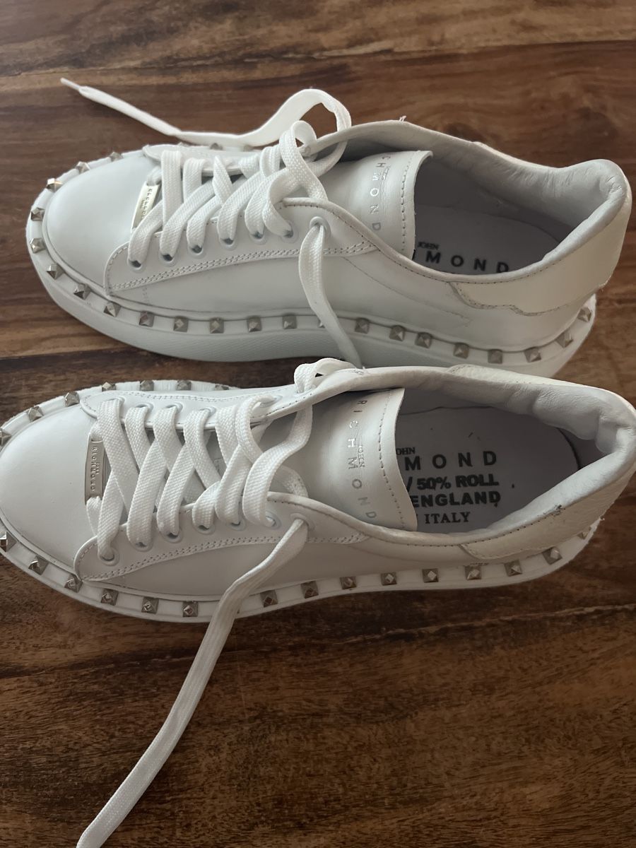 Scarpe da donna: John Richmond Leder Sneaker, 39, neu! – Nuovo (secondo la descrizione) da Bülach venduto da CDROZ
